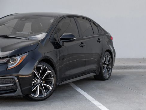 Used 2021 Toyota Corolla SE image 8