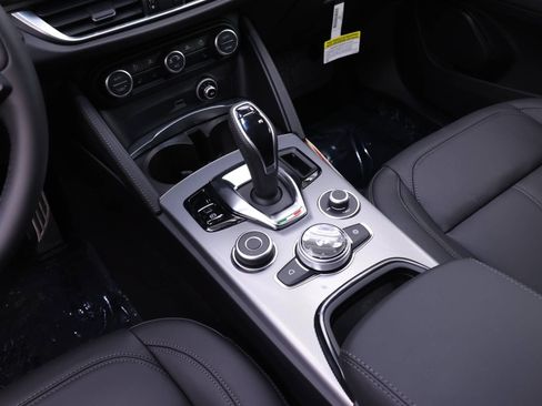 New 2026 Alfa Romeo Stelvio Sprint AWD/4WD image 13