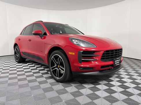 Certified 2020 Porsche Macan S AWD/4WD image 12