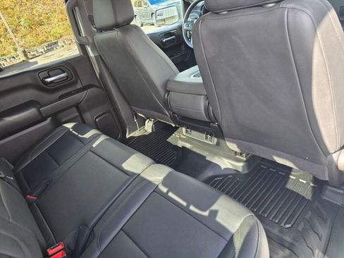 Certified 2024 GMC Sierra 1500 Pro w/ Pro Value Package image 26