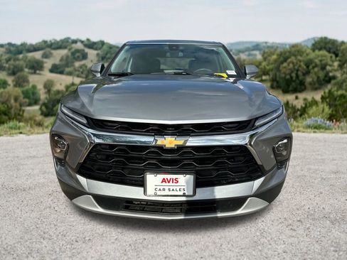 Used 2025 Chevrolet Blazer LT AWD/4WD image 2