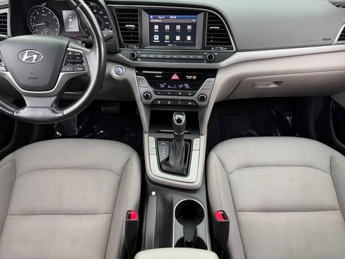 Used 2018 Hyundai Elantra Value Edition FWD image 26