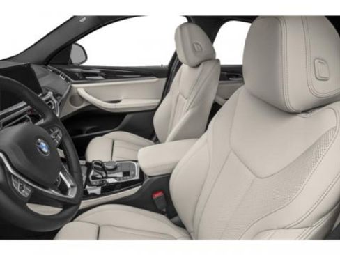 Used 2025 BMW X4 xDrive30i w/ Premium Package AWD/4WD image 11