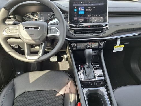 New 2026 Jeep Compass Latitude AWD/4WD image 21