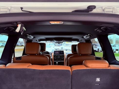 Used 2023 INFINITI QX80 Sensory w/ Cargo Package image 35