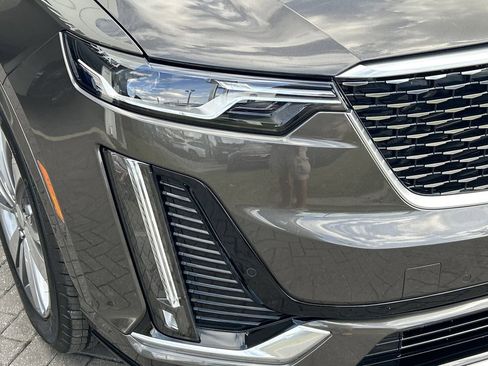 Used 2020 Cadillac XT6 Premium Luxury image 7