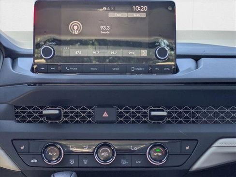 New 2025 Honda Accord SE image 12