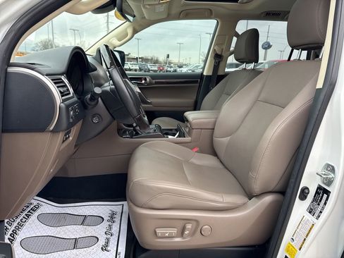 Used 2022 Lexus GX 460 Premium w/ Premium Package image 4
