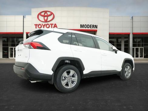 New 2025 Toyota RAV4 XLE image 21