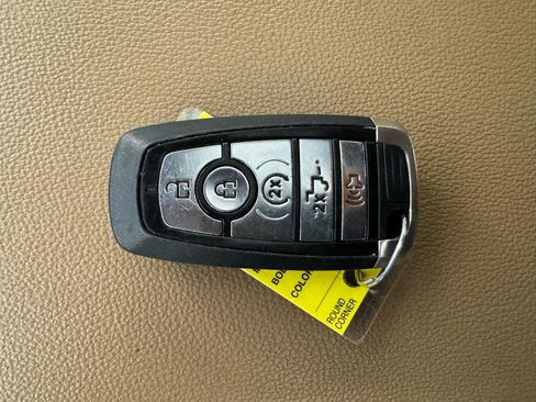 Used 2023 Ford F350 Lariat w/ Lariat Ultimate Package AWD/4WD image 43