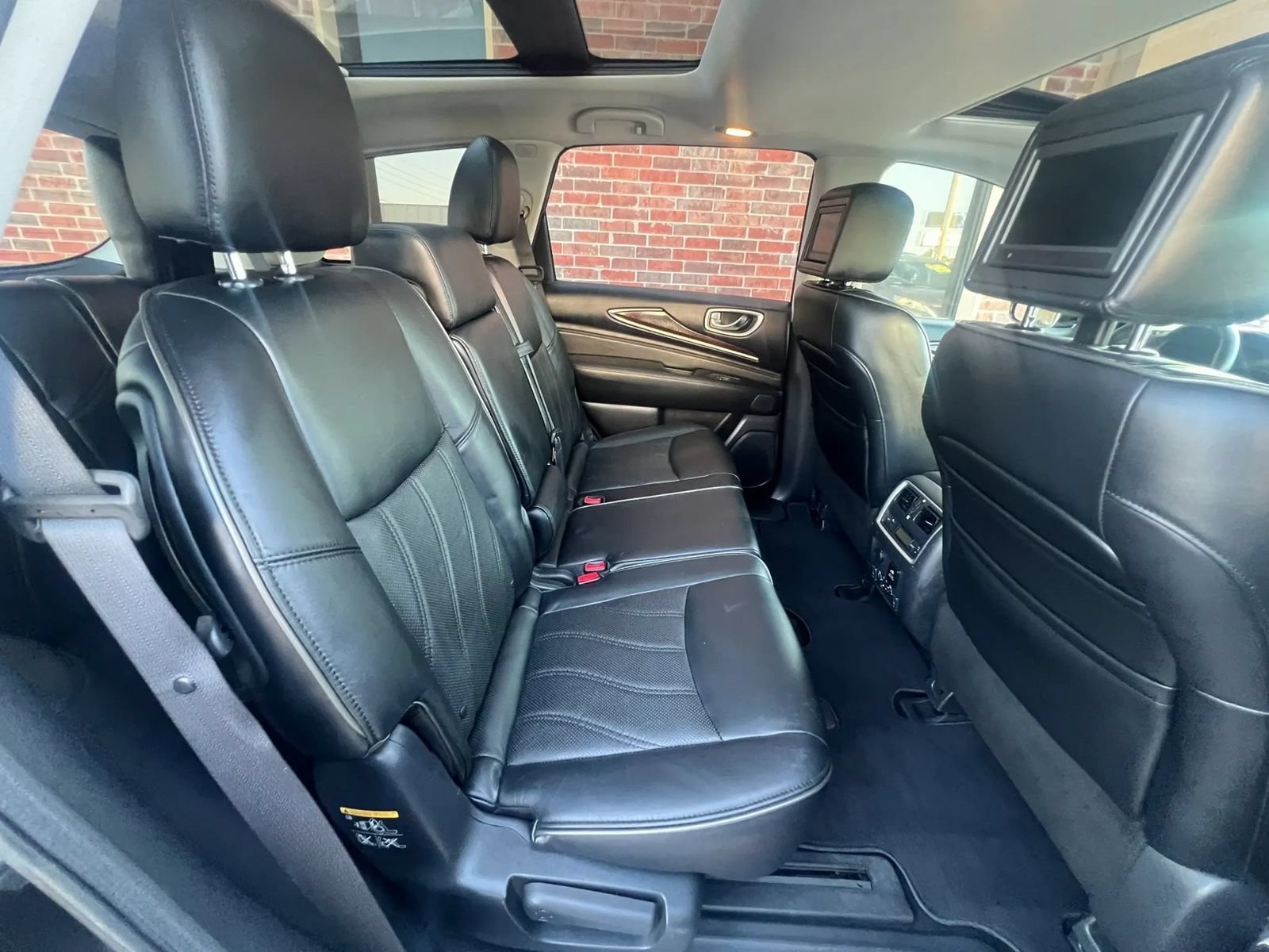 Used 2014 INFINITI QX60 Luxe w/ Deluxe Touring Package AWD/4WD image 40