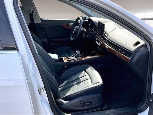 Used 2023 Audi A4 2.0T Premium image 29