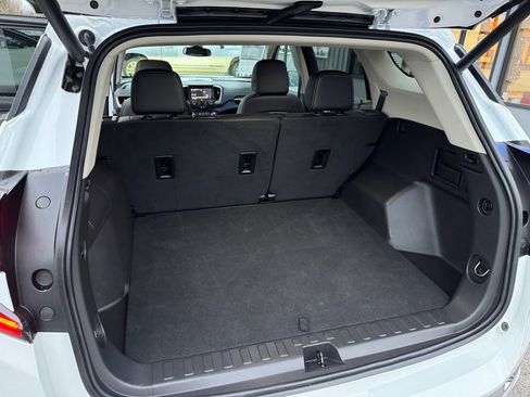 Used 2024 GMC Terrain Denali image 10