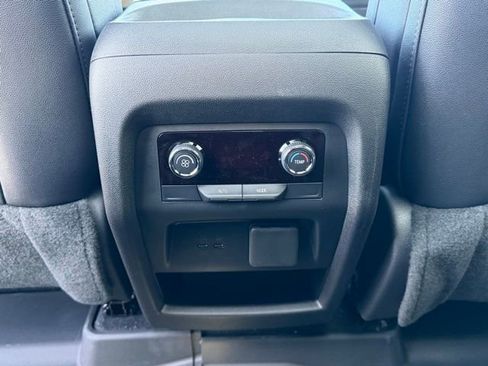 New 2026 Chevrolet Traverse Z71 w/ Driver Confidence Package image 33