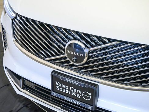 New 2026 Volvo XC90 T8 Plus w/ Protection Package AWD/4WD image 7