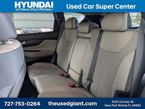 Used 2019 Hyundai Santa Fe SE image 14