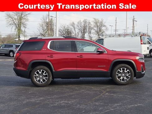 Used 2023 GMC Acadia SLE w/ Driver Convenience Package FWD image 2