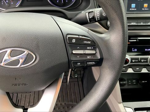 Used 2020 Hyundai Elantra SEL image 22