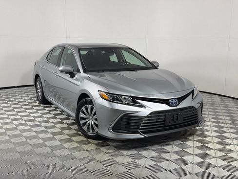 Used 2023 Toyota Camry LE FWD image 2