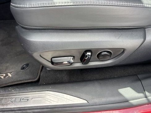 Used 2024 Lexus RX 350 FWD w/ Technology Package image 12