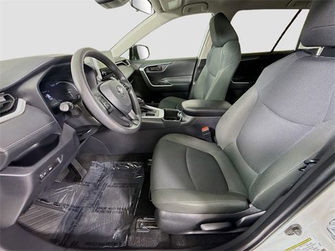 Certified 2025 Toyota RAV4 LE image 19