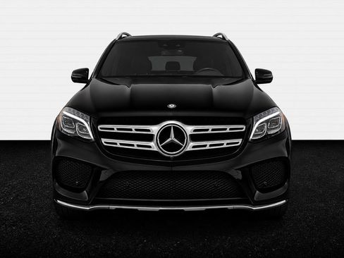 Used 2017 Mercedes-Benz GLS 550 4MATIC image 2