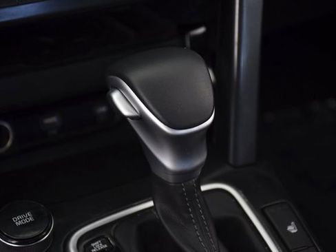 Used 2024 Kia Seltos EX FWD image 14