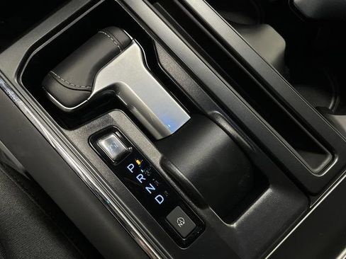 Used 2025 Ford F150 Lightning XLT image 27