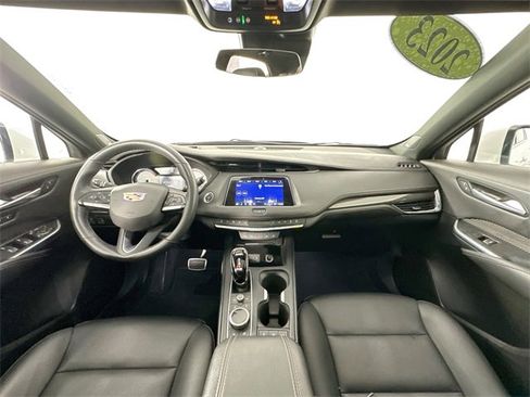 Used 2023 Cadillac XT4 Sport image 32