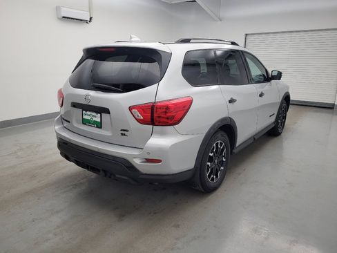 Used 2020 Nissan Pathfinder SL AWD/4WD image 9
