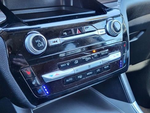 Certified 2023 Ford Explorer Limited image 25