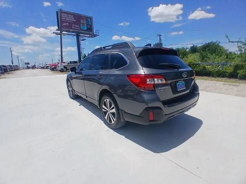 Used 2018 Subaru Outback 2.5i Limited AWD/4WD image 7