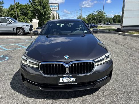 Used 2023 BMW 540i xDrive w/ Convenience Package AWD/4WD image 3