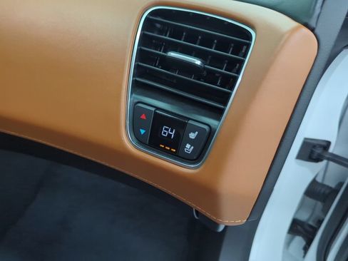 Used 2019 Chevrolet Corvette ZR1 RWD image 32