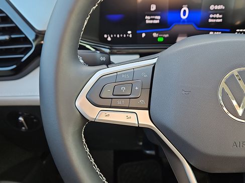 New 2026 Volkswagen Taos S image 18