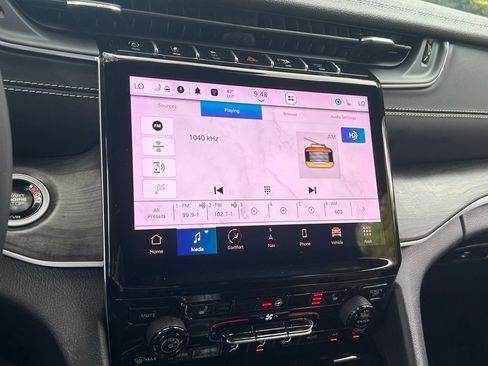 Certified 2024 Jeep Grand Cherokee Limited w/ Black Appearance Package image 53