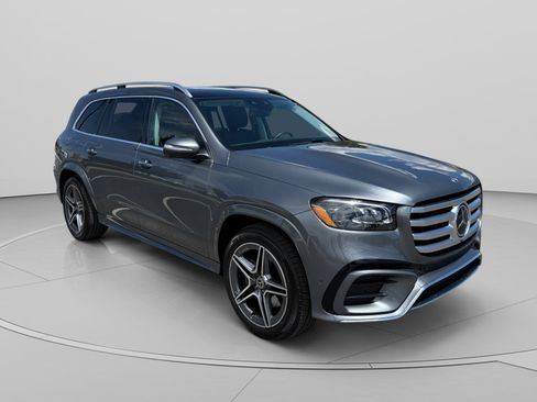 Certified 2026 Mercedes-Benz GLS 450 4MATIC image 7