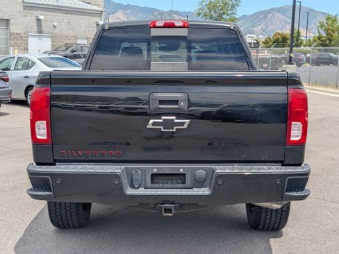 Used 2018 Chevrolet Silverado 1500 LTZ Z71 w/ Redline Edition AWD/4WD image 4