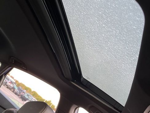 Used 2025 Honda Accord Sport image 31