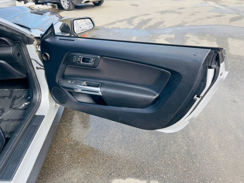 Used 2015 Ford Mustang Convertible w/ Equipment Group 051A image 23