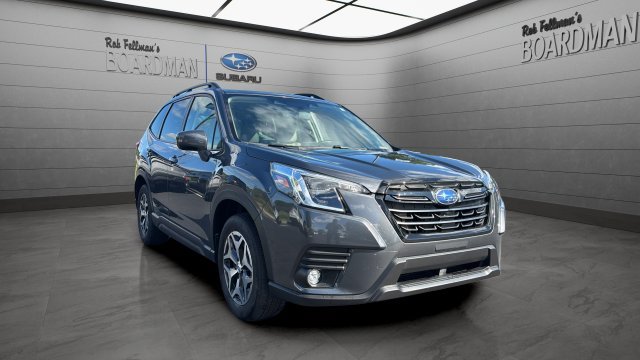Used 2024 Subaru Forester Premium AWD/4WD image 2