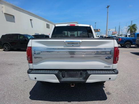 Used 2015 Ford F150 Platinum w/ Equipment Group 701A Luxury AWD/4WD image 6
