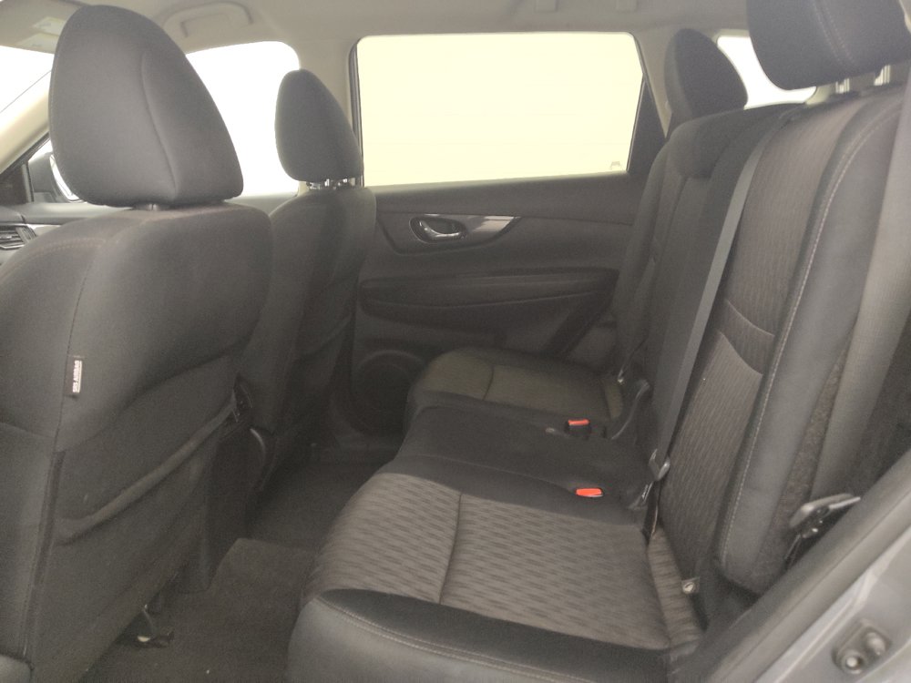 Used 2018 Nissan Rogue SV w/ Premium Package AWD/4WD image 18