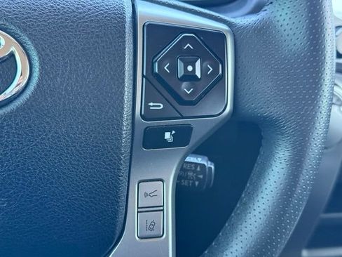 Used 2022 Toyota 4Runner Trail Special Edition AWD/4WD image 29