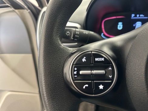 Used 2023 Kia Soul LX w/ LX Technology Package FWD image 22