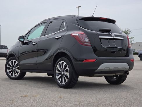 Used 2022 Buick Encore Preferred AWD/4WD image 14