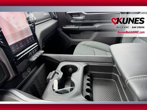 Used 2026 RAM 1500 Big Horn AWD/4WD image 19