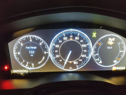 Used 2015 Cadillac Escalade Luxury AWD/4WD image 23