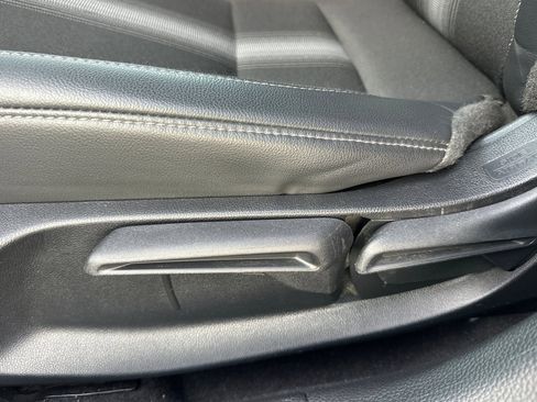 Used 2023 Honda Civic Sport image 13