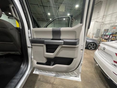 Used 2018 Ford F150 XLT image 16